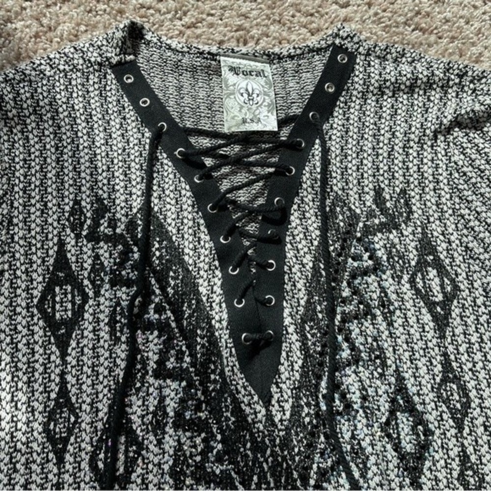 SOLD ✨ Vocal Longline Lace Up Rhinestone Short Sleeve - Picture 4 of 11